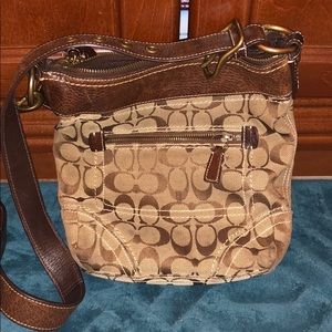 Medium sized crossbody.